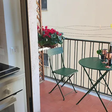 Apartman Augusto42 - A Due Passi Da Stadio E Mostra - 2 Bagni - Garage E Metro Sotto Casa Nápoly
